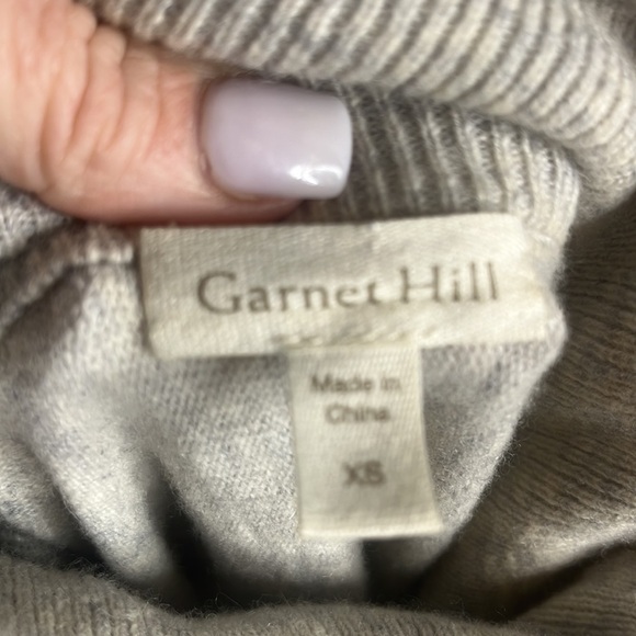 Garnet Hill Cashmere  Wool Oversized Kangaroo Pocket Turtleneck Sweater - Picture 10 of 10